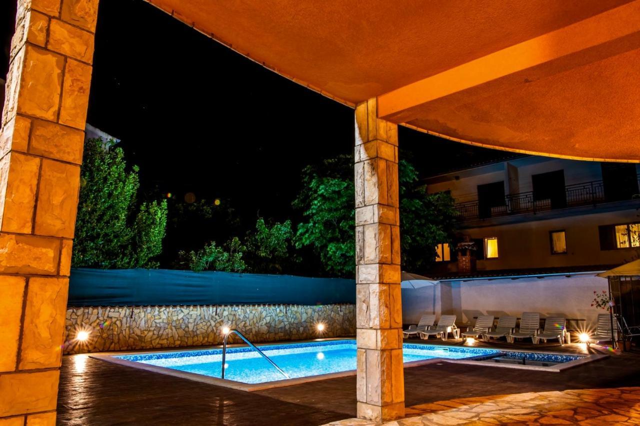 Villa Anita Пула Екстериор снимка