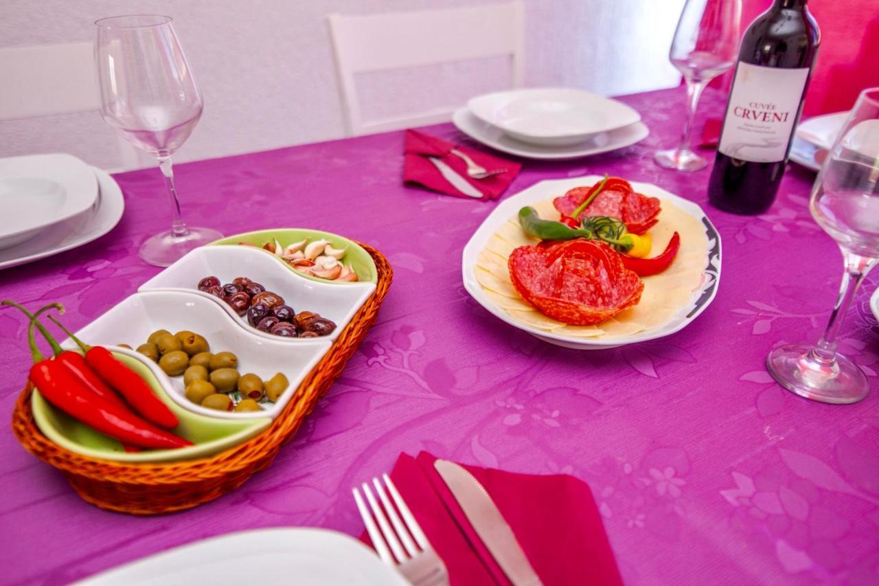 Villa Anita Пула Екстериор снимка