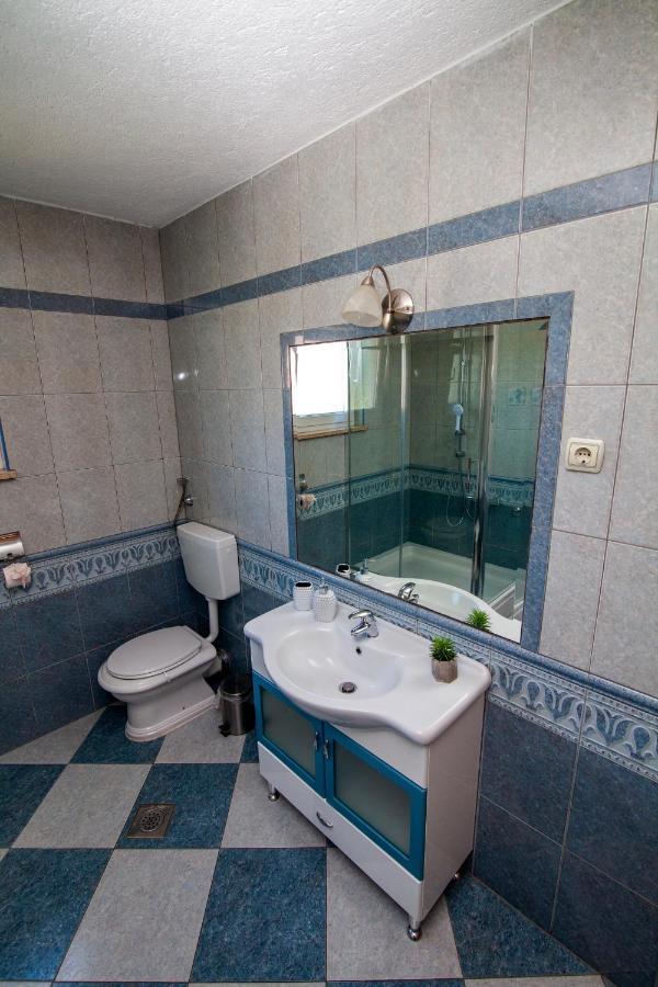 Villa Anita Пула Екстериор снимка