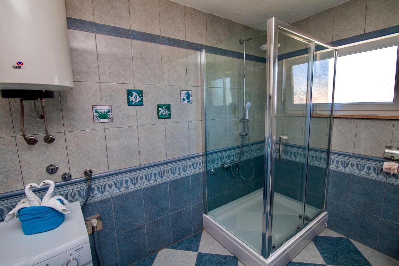 Villa Anita Пула Екстериор снимка